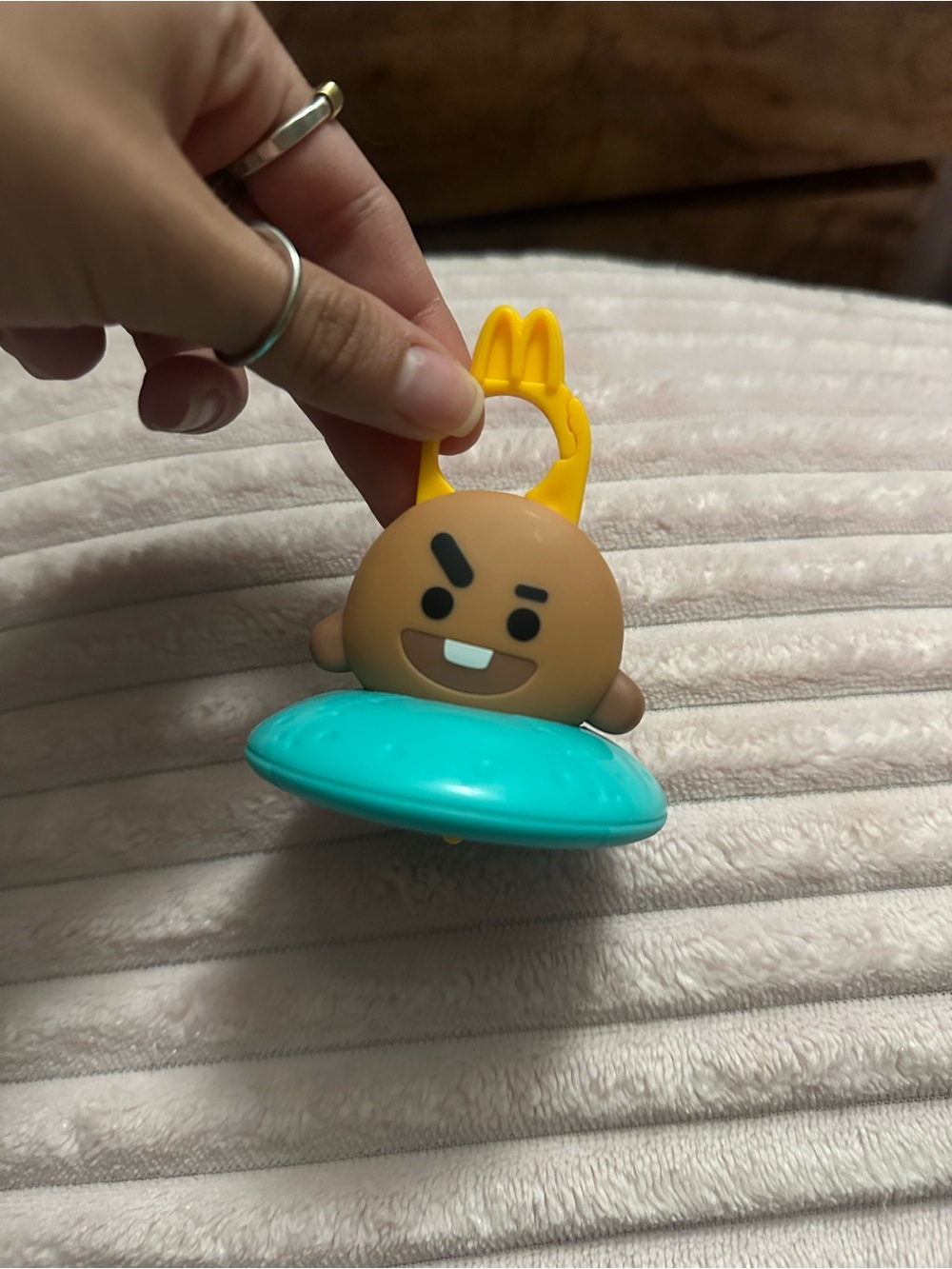BT21 ring clip